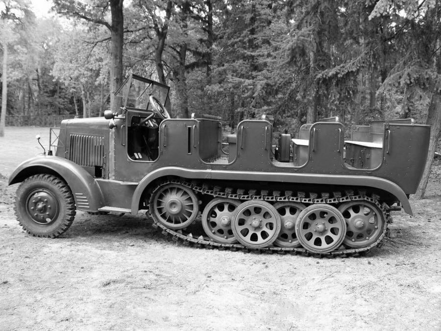  Daimler-Benz DB10 1939 года  (фото 1 из 2)